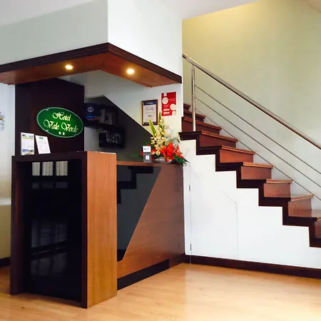 淡水河谷豪园酒店 2*