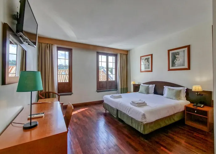 Vale 2* Furnas (Azores)