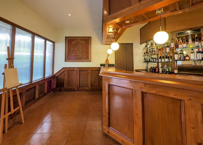 Ξενοδοχείο Vale 2*