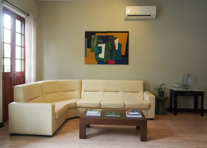 Ξενοδοχείο Vale 2*